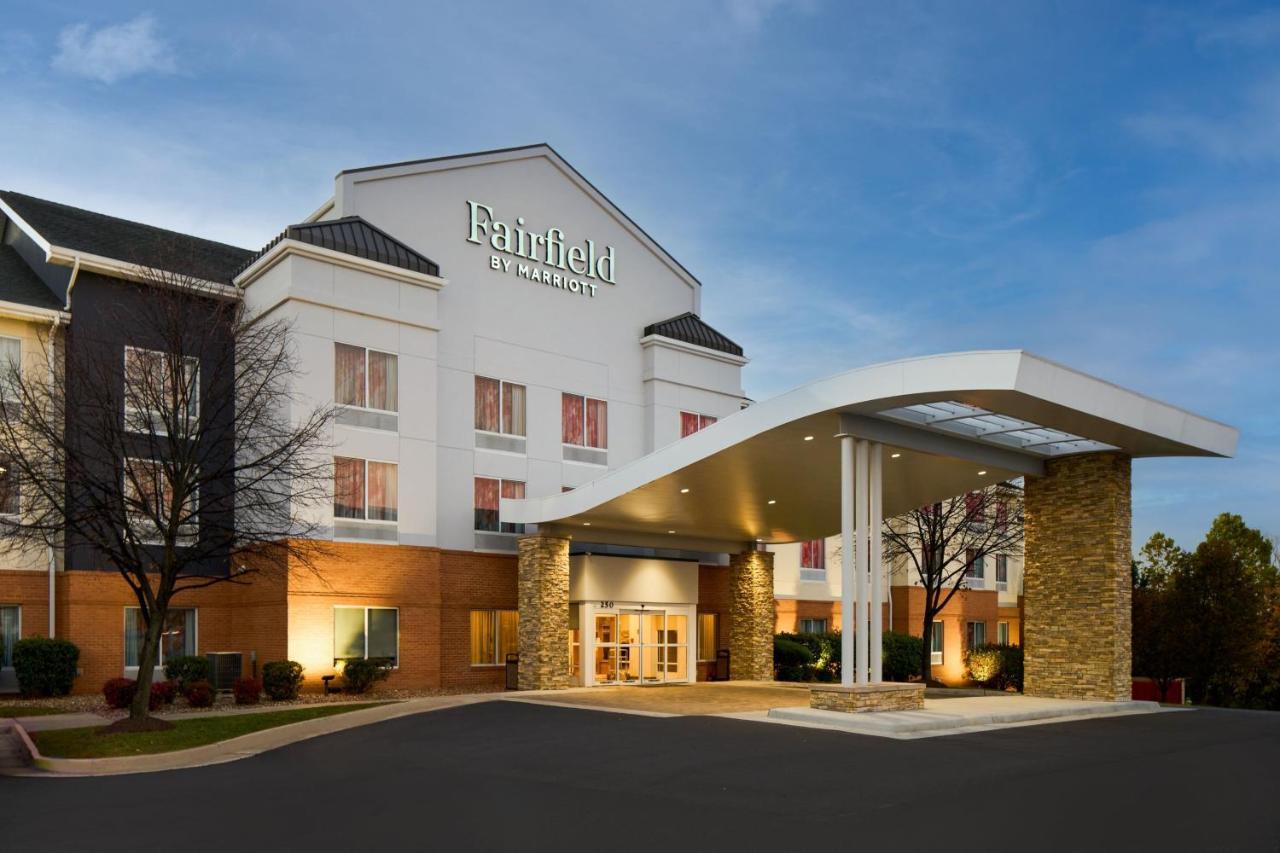 Hotel Fairfield And By Marriott 3*
