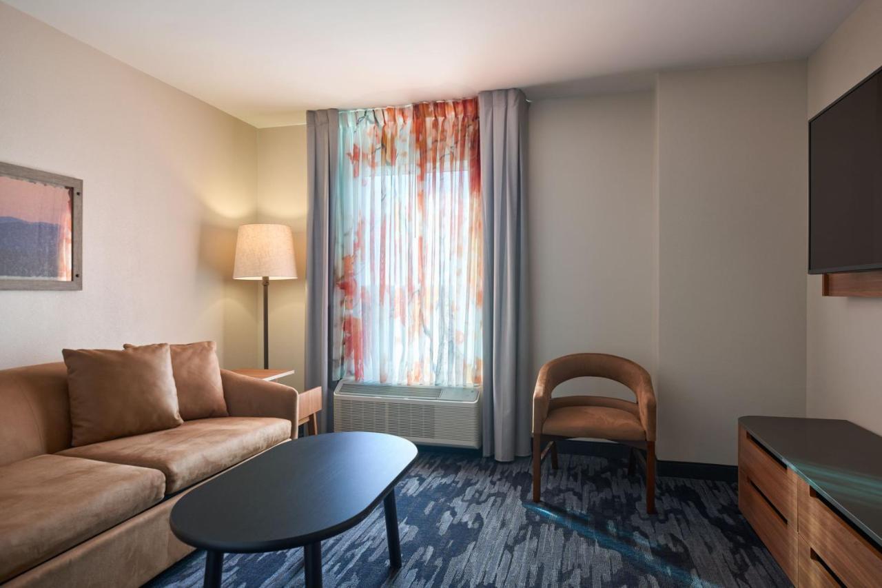 Fairfield And By Marriott Winchester
