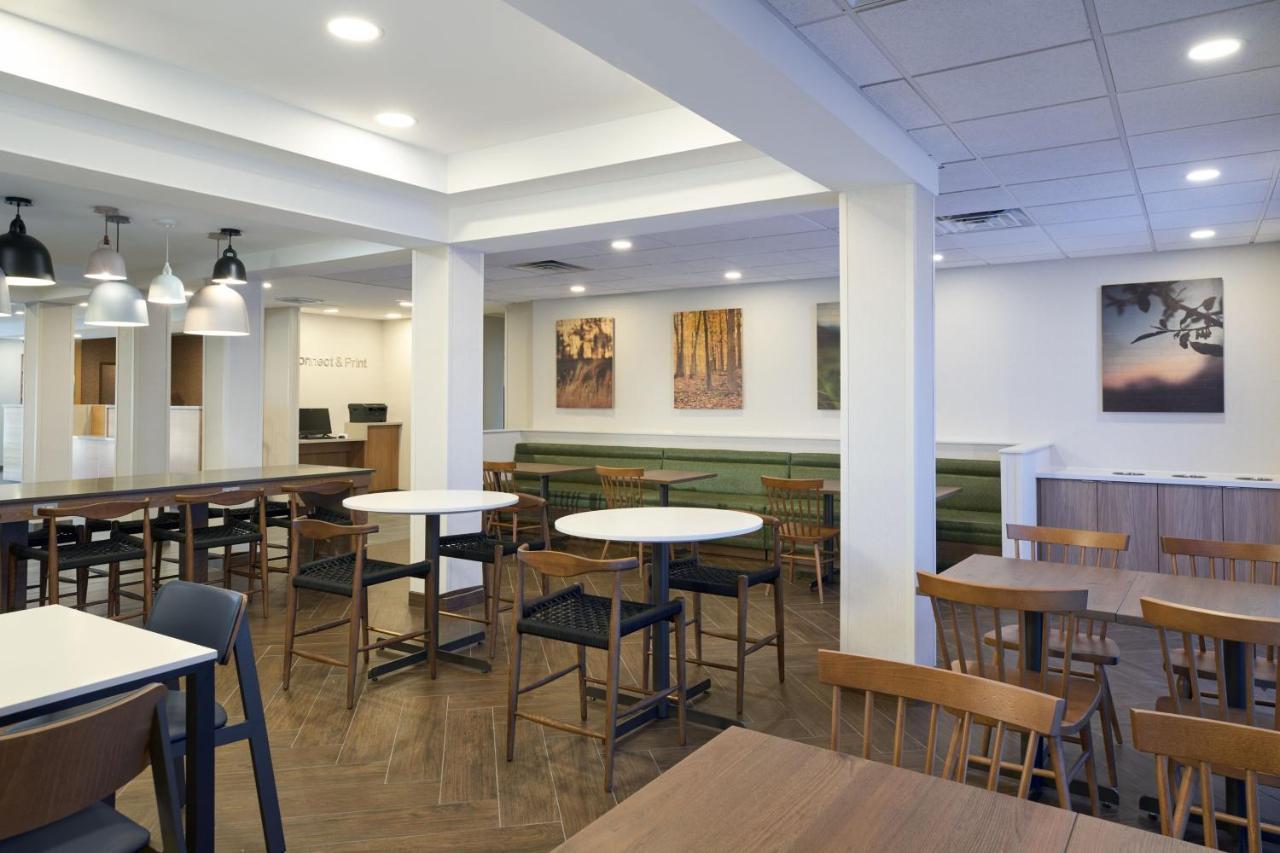 Hotel Fairfield And By Marriott 3*